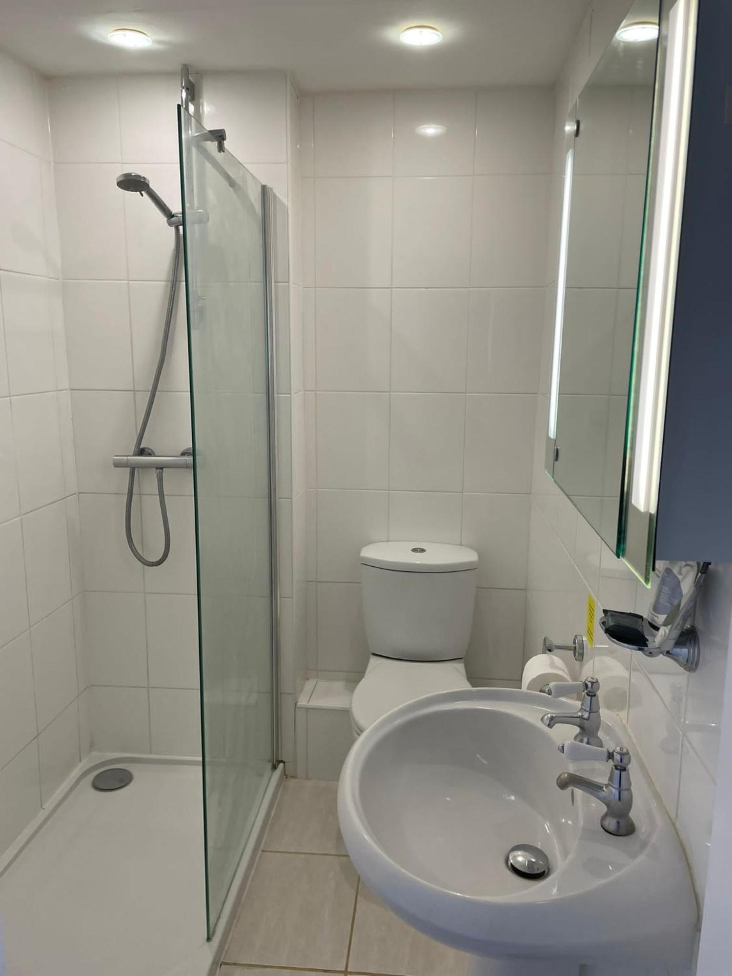 Hotel The White Hart Whitchurch  Habitación foto