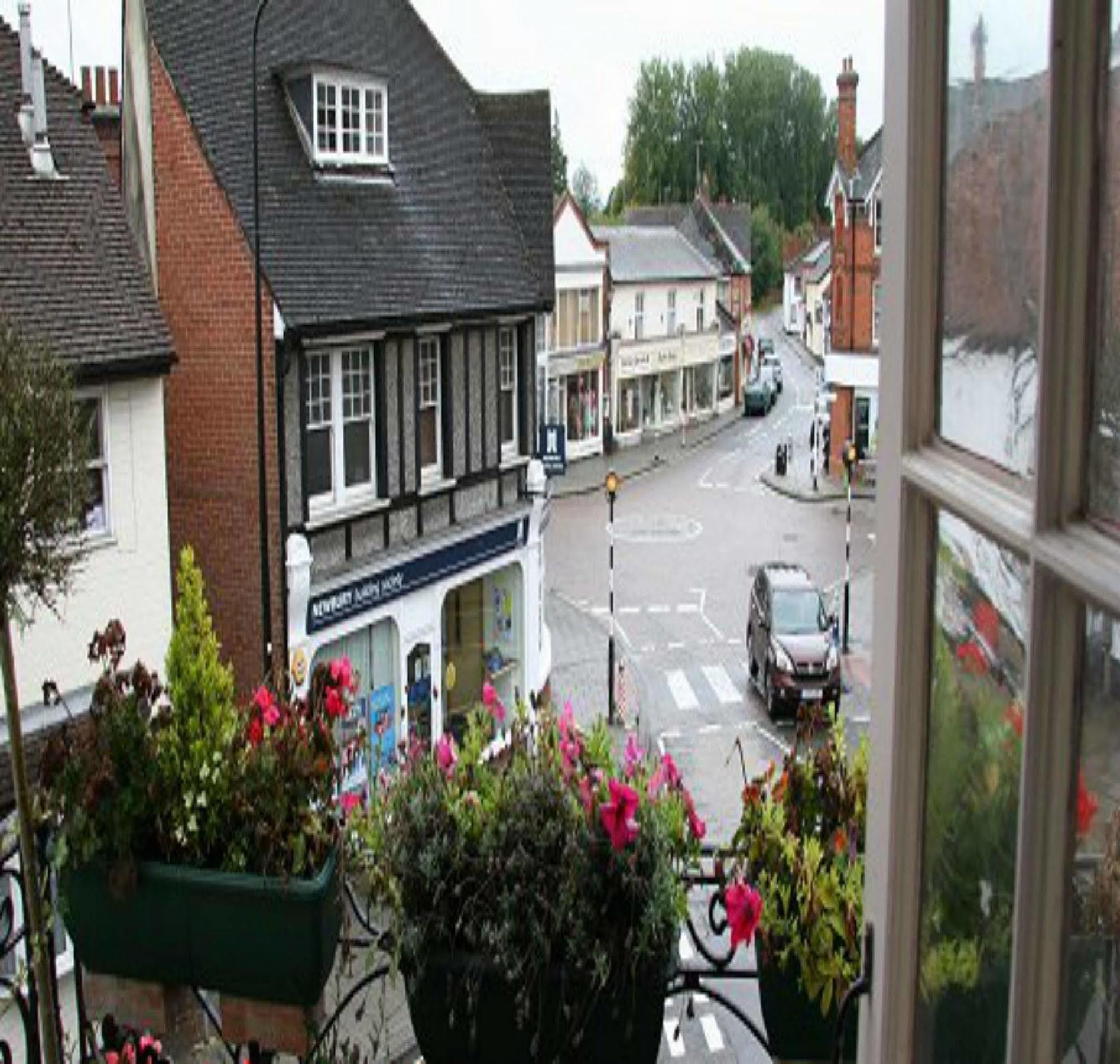 Hotel The White Hart Whitchurch  Exterior foto